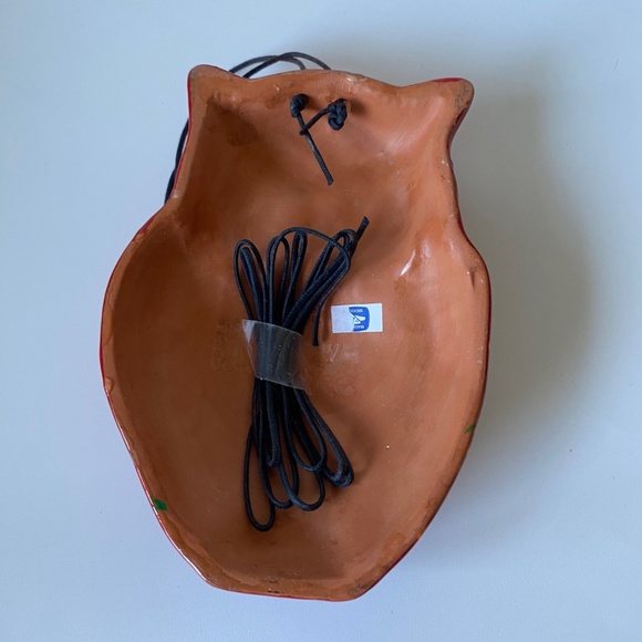 Owl Shaped 3D Wall Hanging: Mexican Folk Pottery - Picture 3 of 5